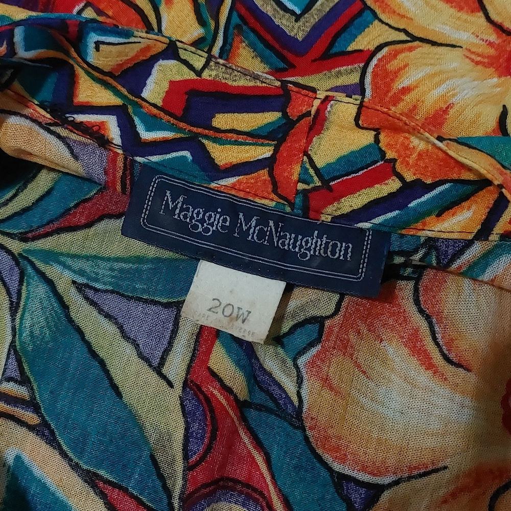 Vintage 80s Maggie McNaughton Plus Size 20W Colorful Hawaiian Floral Flowy Top - Picture 8 of 11